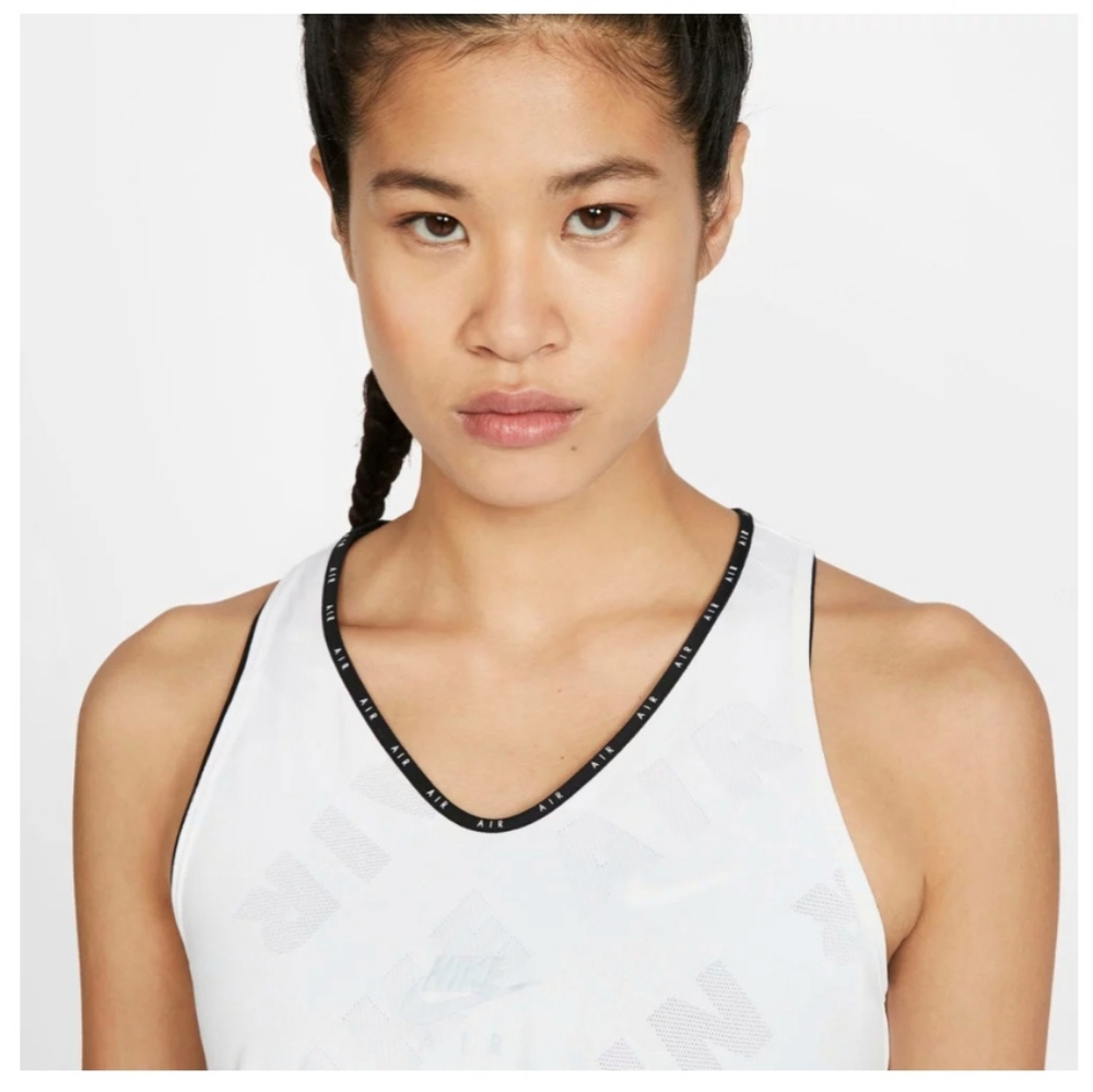Nike Women's Air Running White Tank Top Size Large - Picture 8 of 13